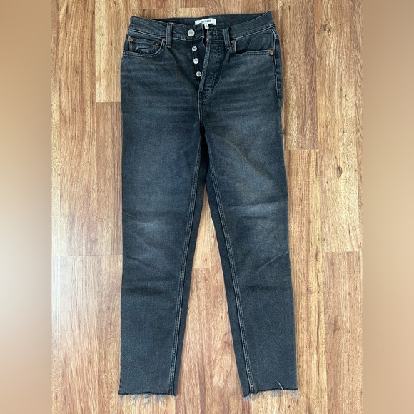 Levi Re/Done Jeans NWOT SZ 25 - Picture 1 of 4